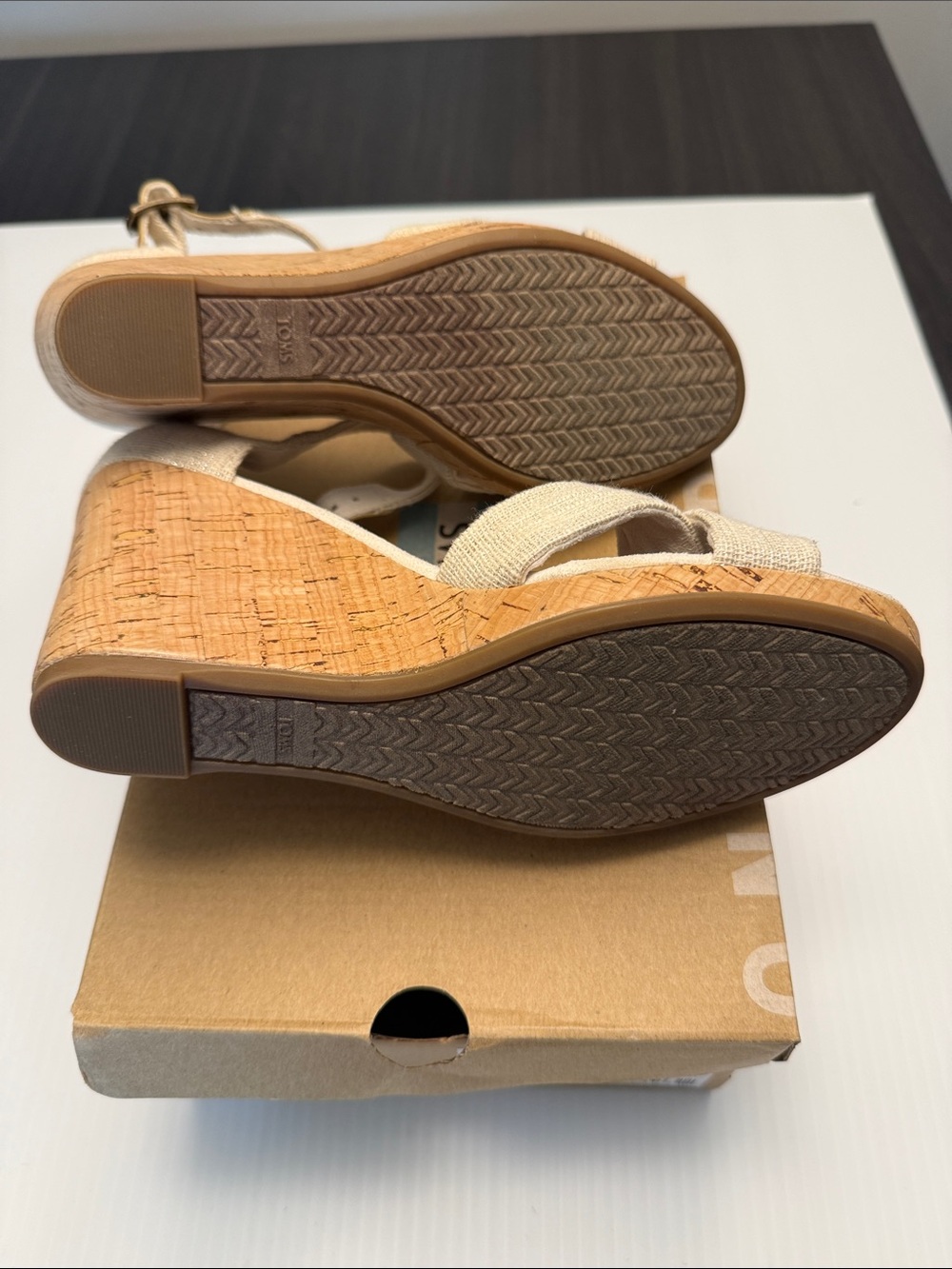 TOMS Sienna Natural Metallic Slubby Woven Cork Wedge Sandals - Picture 9 of 10